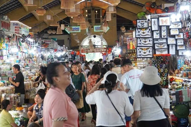 Ý kiến chuyên gia, hộ kinh doanh về việc áp thuế 17% trên lợi nhuận