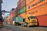 Xuất khẩu Việt Nam tăng trưởng nhưng còn nhiều áp lực