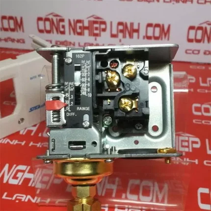 Relay áp suất SAGINOMIYA SNS-C110X