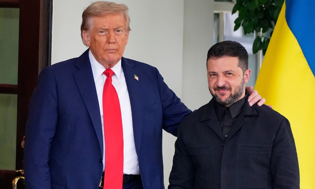 Thông điệp của ông Zelensky từ bộ trang phục kiểu mới