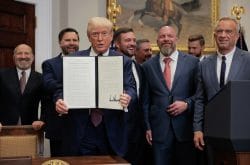 Ông Trump ký sắc lệnh áp thuế đối ứng mới, hiệu lực từ ngày 7/8