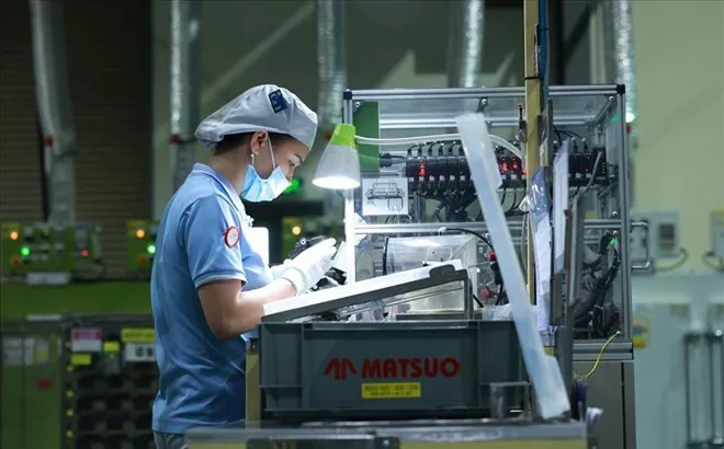 Đổi mới tư duy và chiến lược xuất khẩu