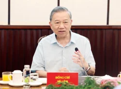 Tổng Bí thư: Khi nào xây dựng được bộ sách giáo khoa thống nhất?