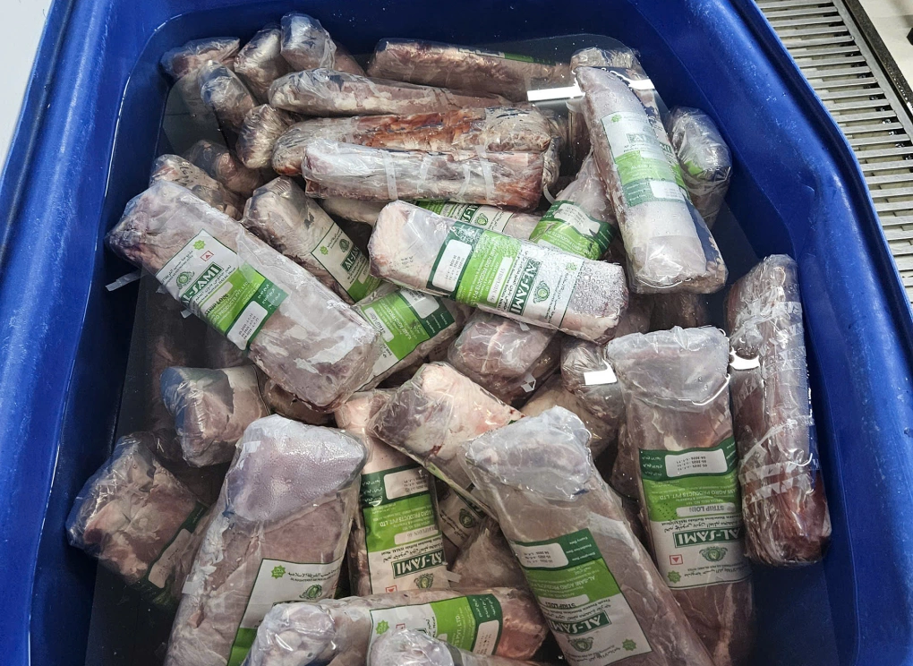 Bơm tinh chất tạo vân mỡ 'phù phép' 14 tấn thịt trâu thành thịt bò Nhật WAGYU