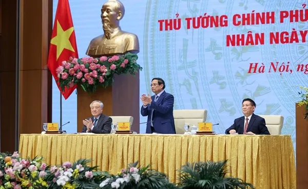 Thủ tướng Chính phủ gặp gỡ cộng đồng doanh nghiệp: Khơi dậy khát vọng vươn xa