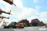 Xuất nhập khẩu vượt mốc 825 tỉ USD